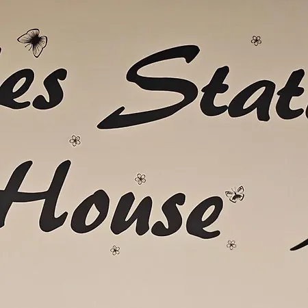 Apartment Station House